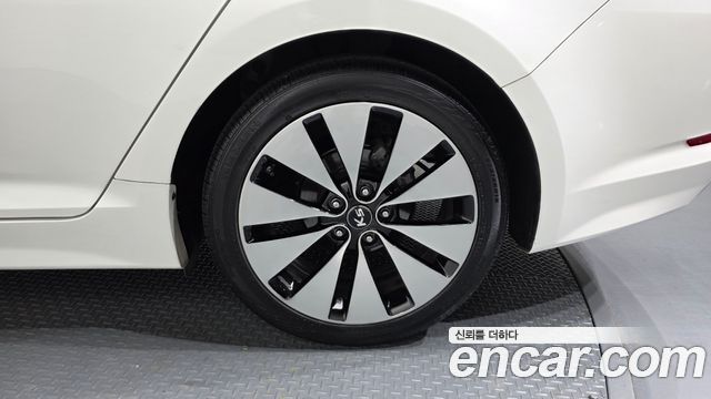Kia K5 2013 — photo 7