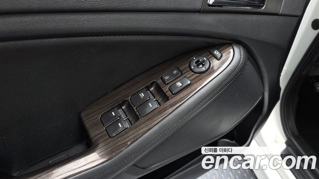 Kia K5 2013 — photo 29