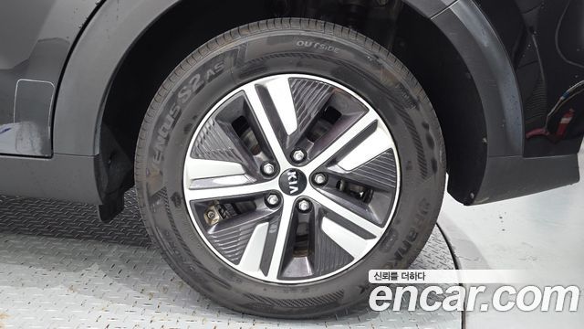 Kia Niro 2020 — photo 7