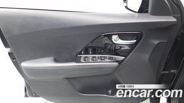 Kia Niro 2020 — photo 14