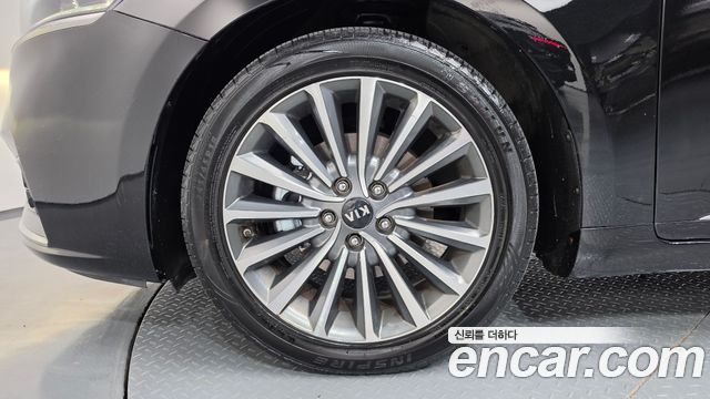 Kia K7 2016 — photo 5
