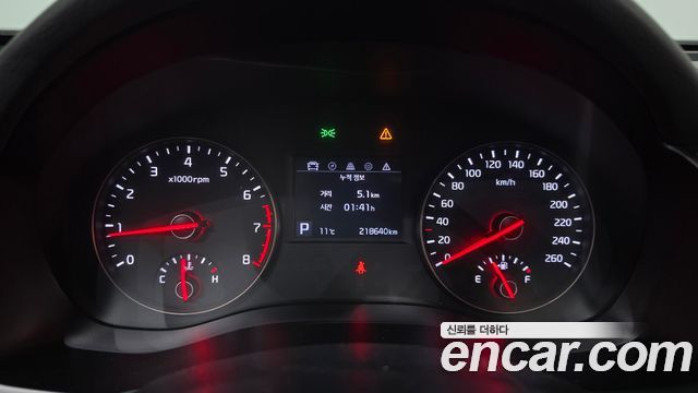 Kia K7 2016 — photo 11