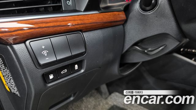 Kia K7 2016 — photo 27