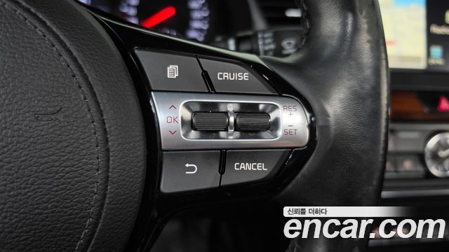 Kia K7 2016 — photo 29