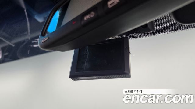 Kia K7 2016 — photo 32