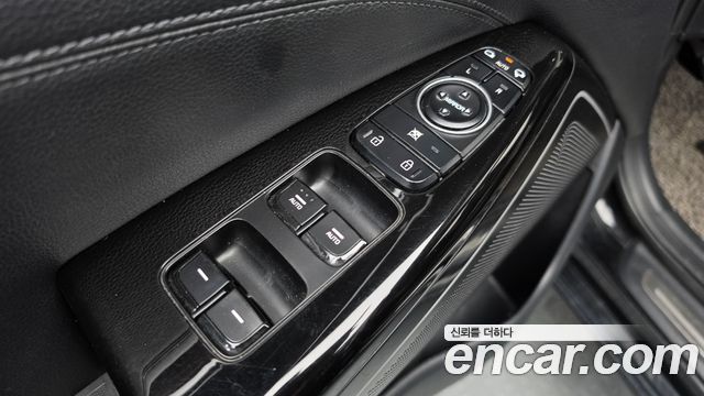 Kia K7 2016 — photo 34