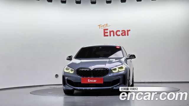 BMW 1-Series 2021 — photo 3