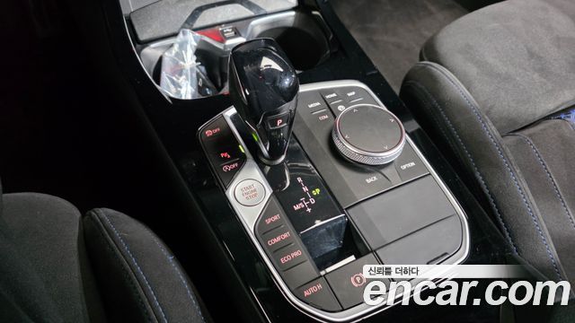 BMW 1-Series 2021 — photo 12