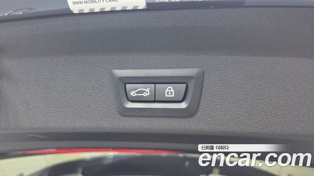 BMW 1-Series 2021 — photo 35