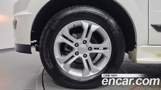 KG Mobility KORANDO 2014 — photo 5