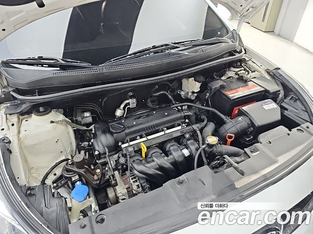 Hyundai Accent 2011 — photo 6