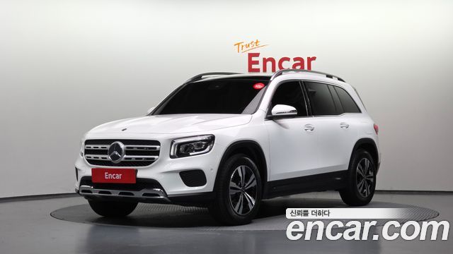 Mercedes-Benz GLB-Class 2021 — photo 1