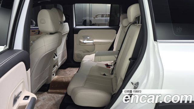 Mercedes-Benz GLB-Class 2021 — photo 18