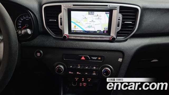 Kia Sportage 2017 — photo 18