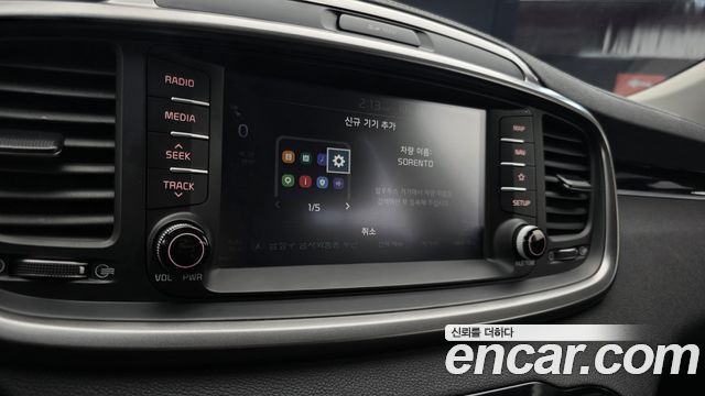 Kia Sorento 2018 — photo 20