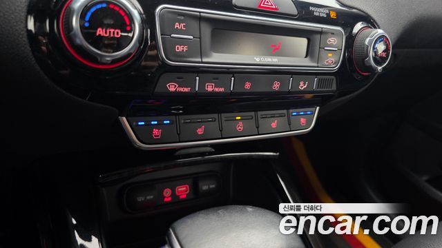 Kia Sorento 2018 — photo 22