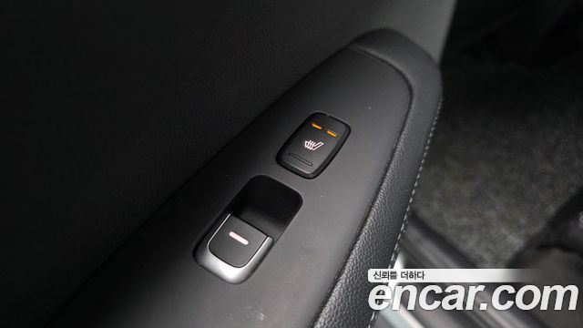 Kia Sorento 2018 — photo 31