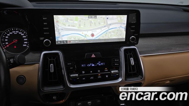 Kia Sorento 2023 — photo 14