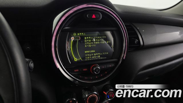 Mini Cooper 2018 — photo 15