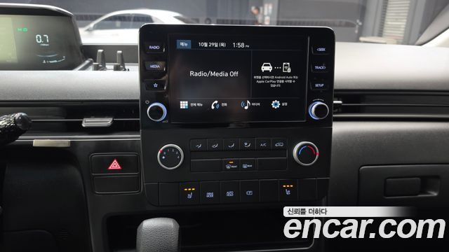 Hyundai Staria 2025 — photo 24