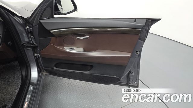 BMW Gran Turismo 2016 — photo 14
