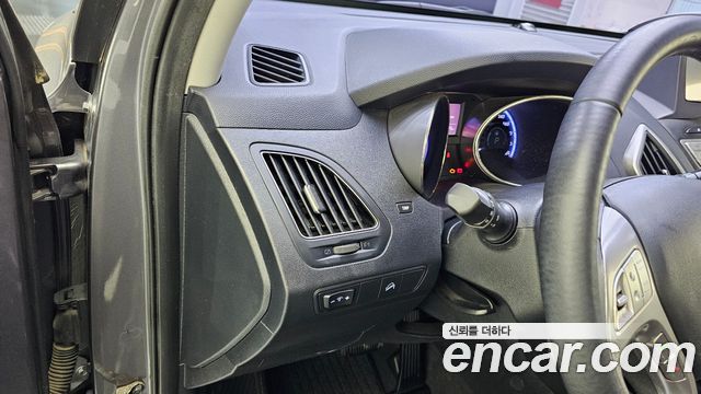 Hyundai Tucson 2011 — photo 24