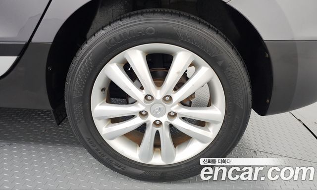 Hyundai Tucson 2011 — photo 7