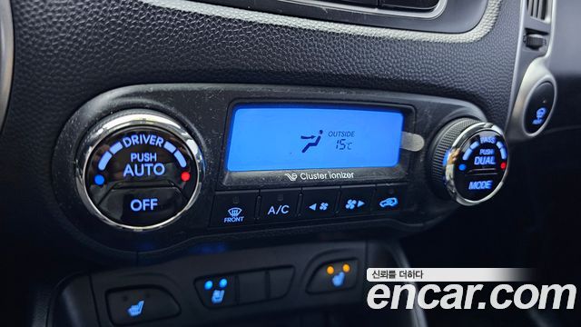 Hyundai Tucson 2011 — photo 27