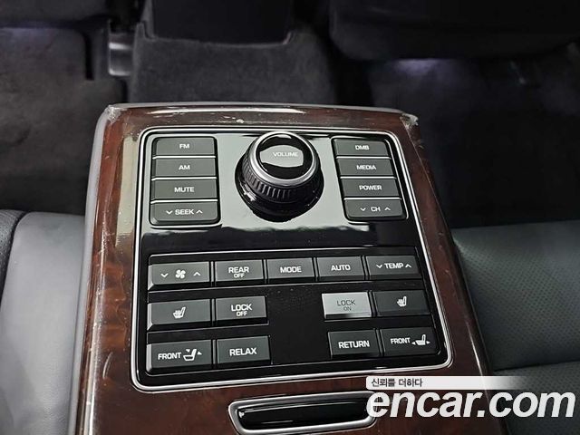 Hyundai Equus 2014 — photo 14