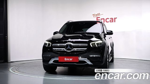 Mercedes-Benz GLE-Class 2021 — photo 3