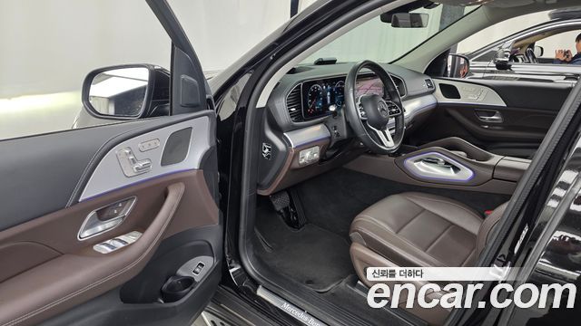 Mercedes-Benz GLE-Class 2021 — photo 13