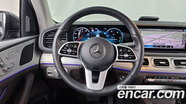 Mercedes-Benz GLE-Class 2021 — photo 18