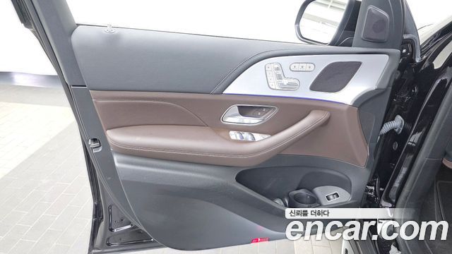 Mercedes-Benz GLE-Class 2021 — photo 14