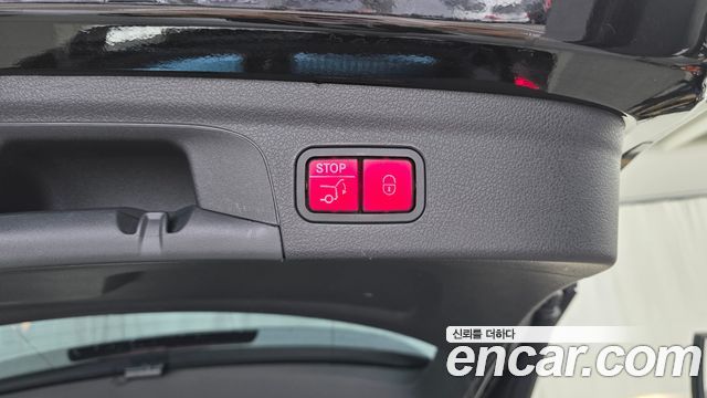 Mercedes-Benz GLE-Class 2021 — photo 30