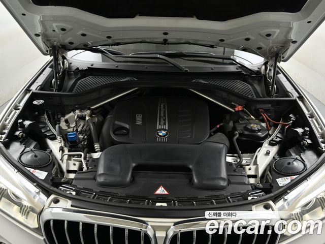 BMW X5 2015 — photo 6
