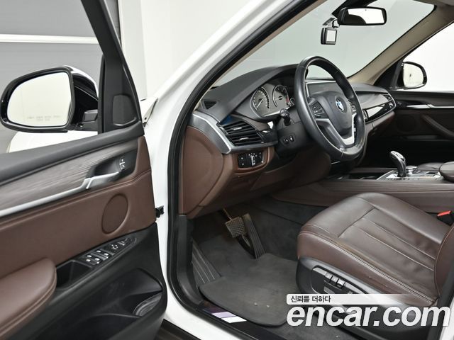 BMW X5 2015 — photo 11