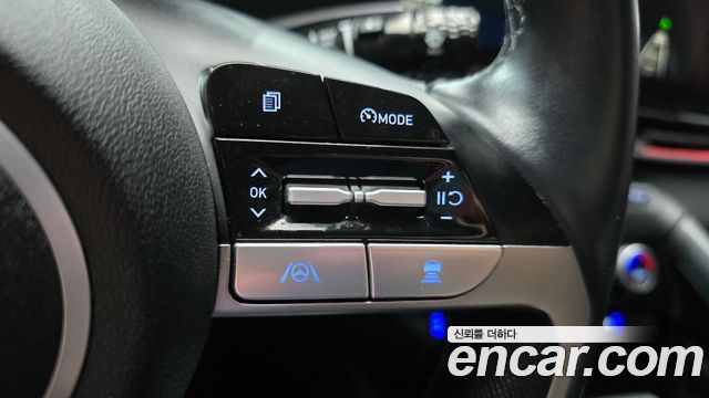 Hyundai AVANTE 2021 — photo 17