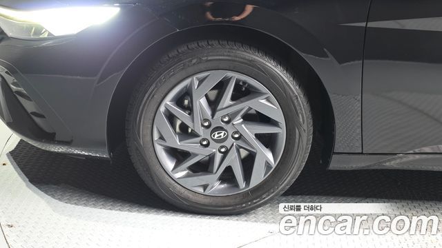 Hyundai AVANTE 2024 — photo 5