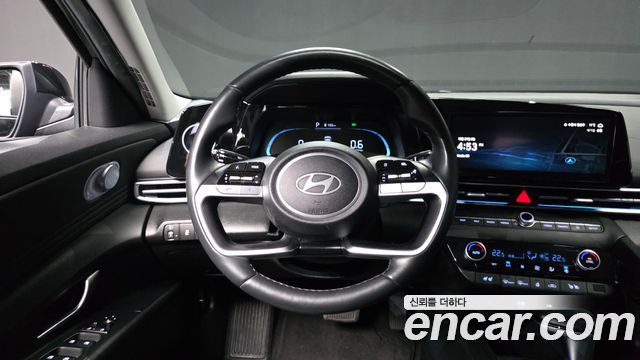 Hyundai AVANTE 2024 — photo 19