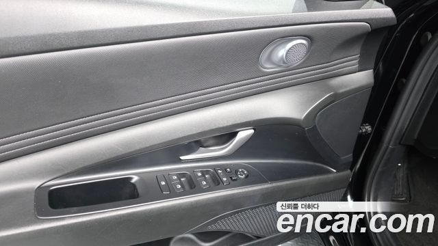 Hyundai AVANTE 2024 — photo 28