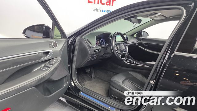 Hyundai Sonata 2023 — photo 13