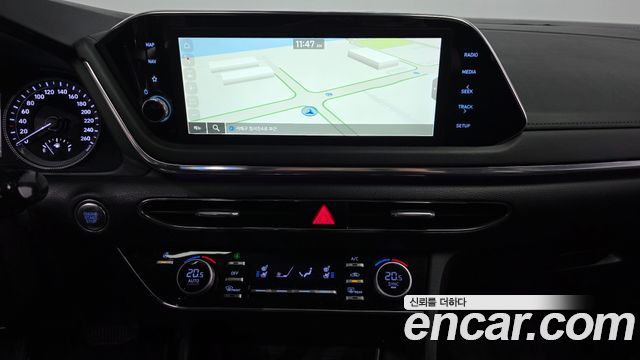 Hyundai Sonata 2023 — photo 20