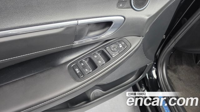 Hyundai Sonata 2023 — photo 24