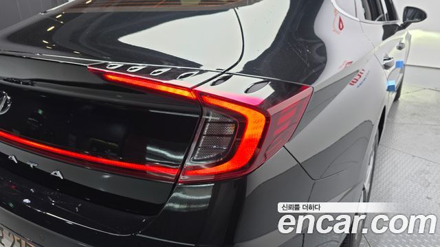Hyundai Sonata 2023 — photo 9