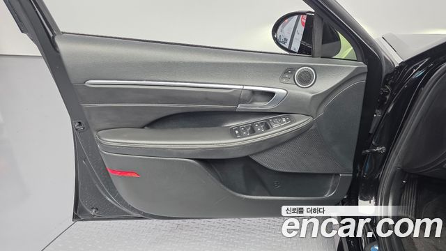 Hyundai Sonata 2023 — photo 14