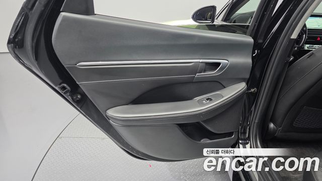 Hyundai Sonata 2023 — photo 15