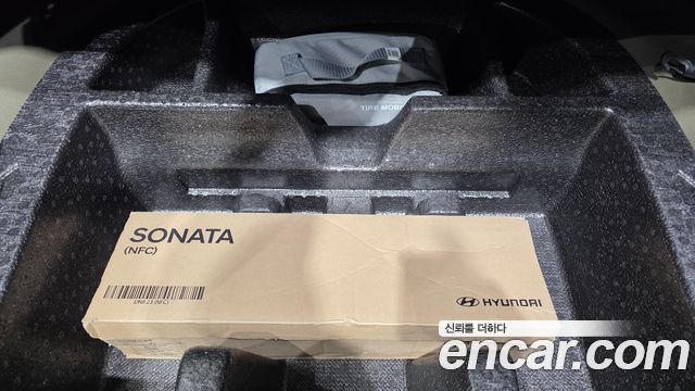 Hyundai Sonata 2023 — photo 31