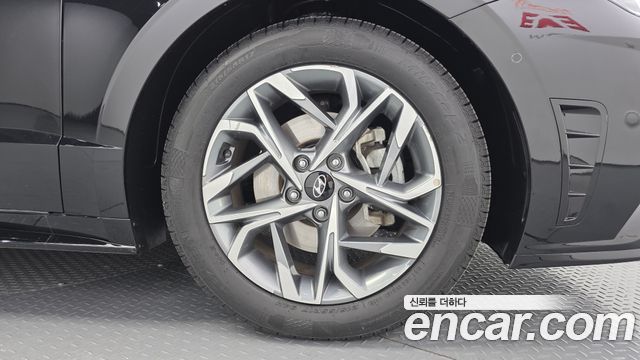 Hyundai Sonata 2023 — photo 49