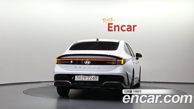 Hyundai Sonata 2025 — photo 4