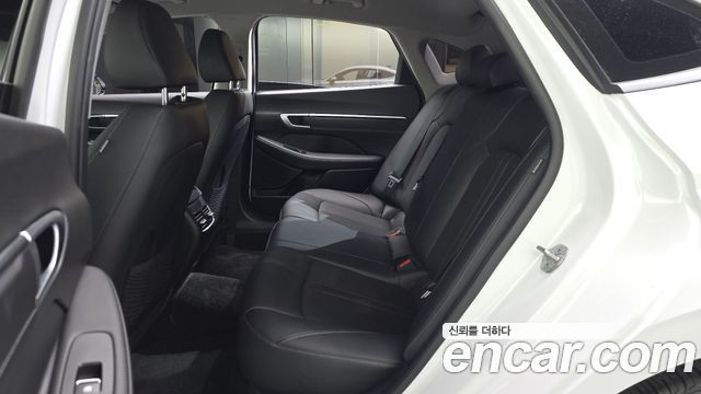 Hyundai Sonata 2025 — photo 17